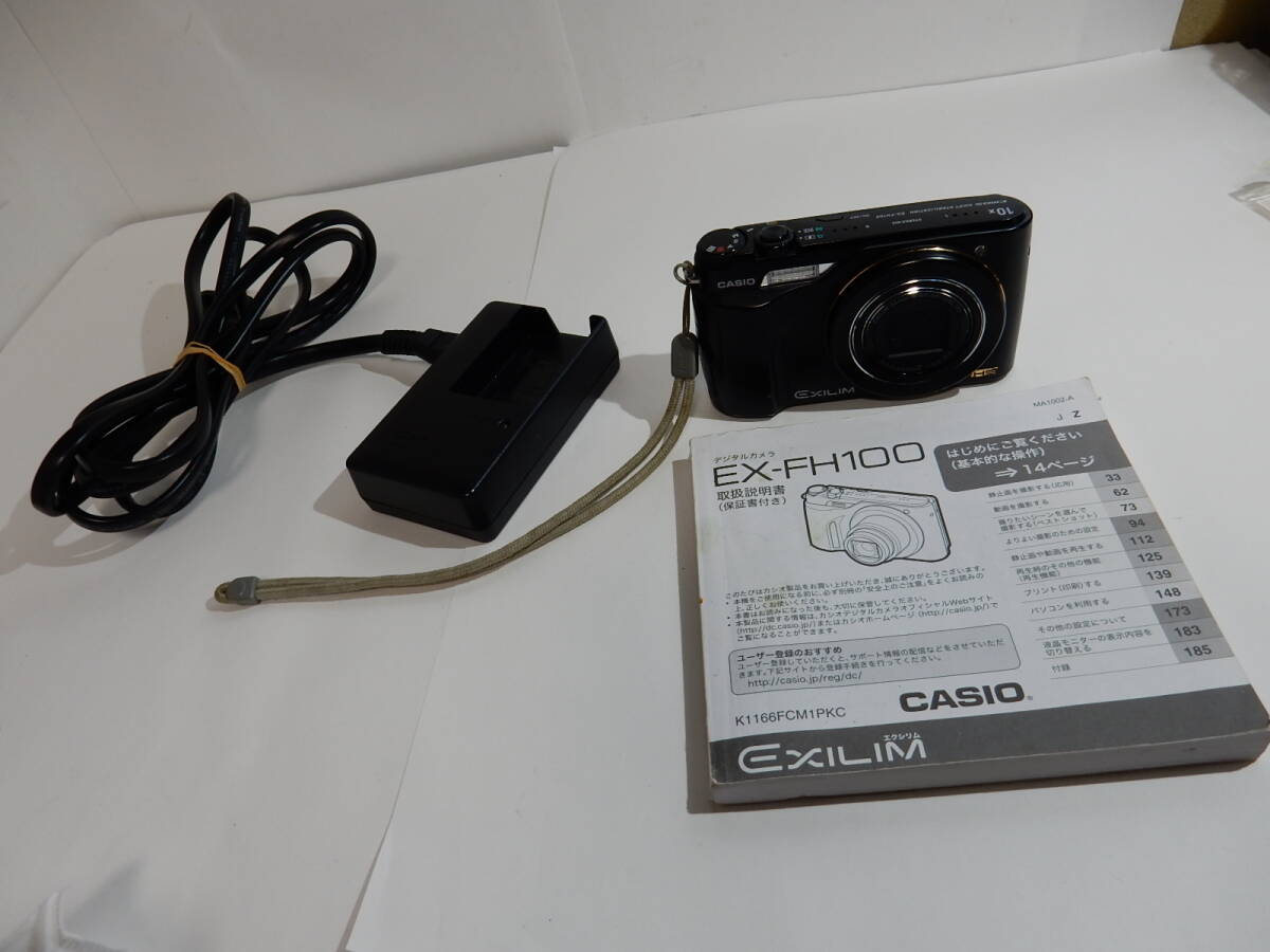 カシオ　EX-FH100 メモリ(2GB)付き　デジタルカメラ_画像1