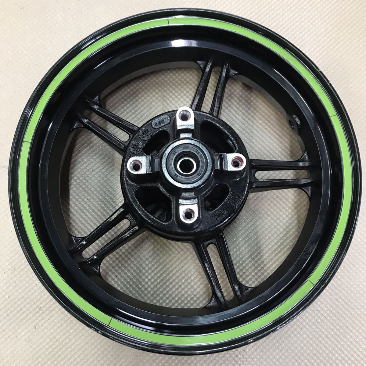 Yahoo!オークション - Kawasaki カワサキ Z125PRO 純正リア Yahoo!オークション - Kawasaki カワサキ Z125PRO 純正リア