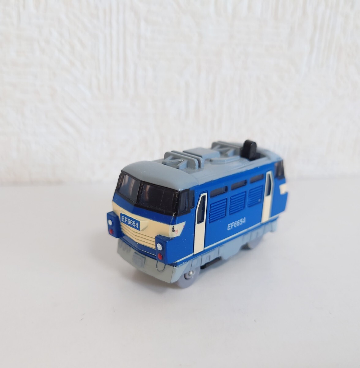 カプセルプラレール　EF66形 電気機関車　モーター車　中古品