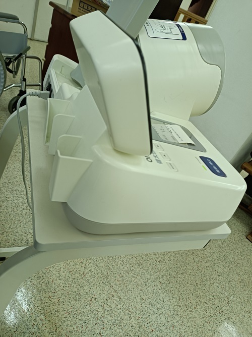 美品 オムロン 自動血圧計 HBP-9020 架台付 実働の画像4