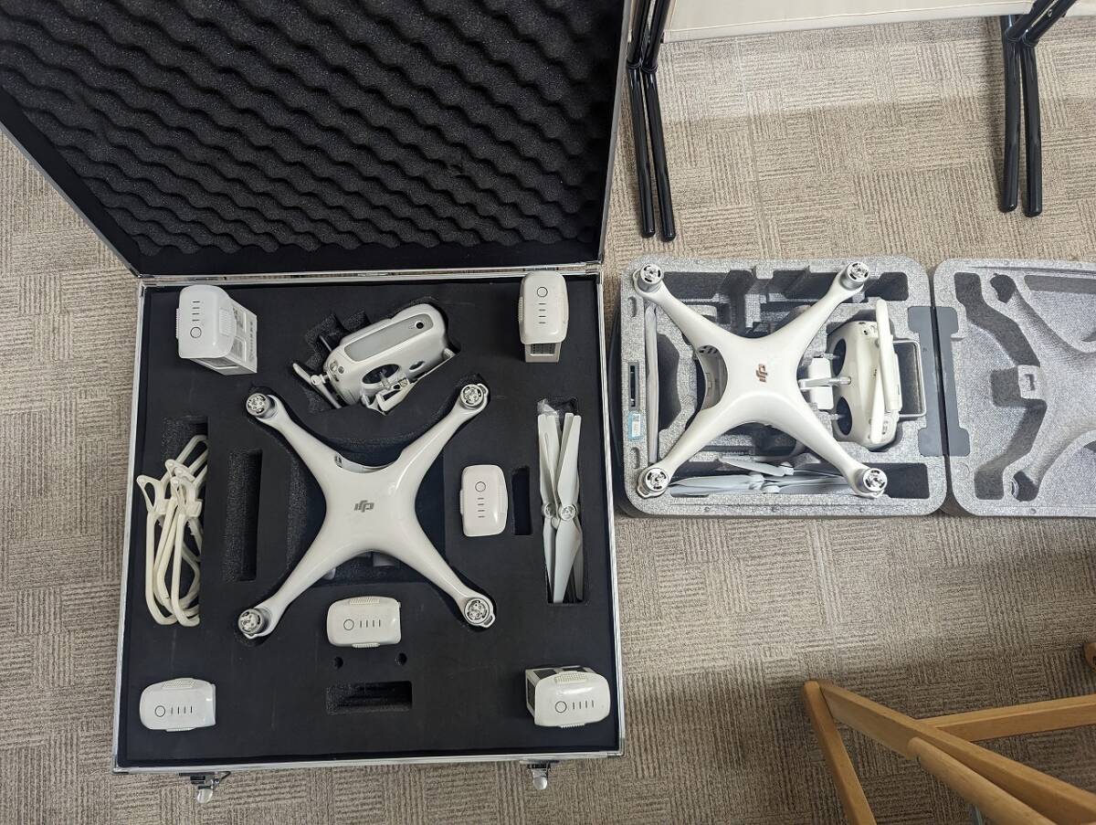 【中古品】DJI PHANTOM4 ファントム4 pro v2.0 WM331S & WM330A 【ドローン2台セット】 バッテリー6本 【送料無料】の画像7