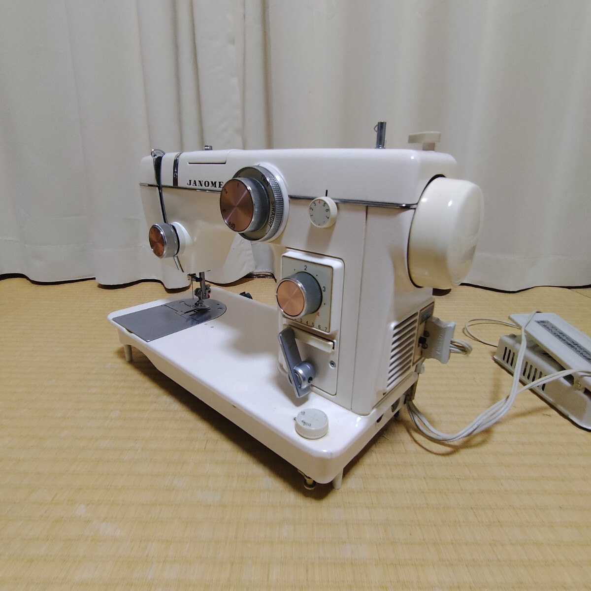 JANOME/ Janome швейная машина MODEL 802