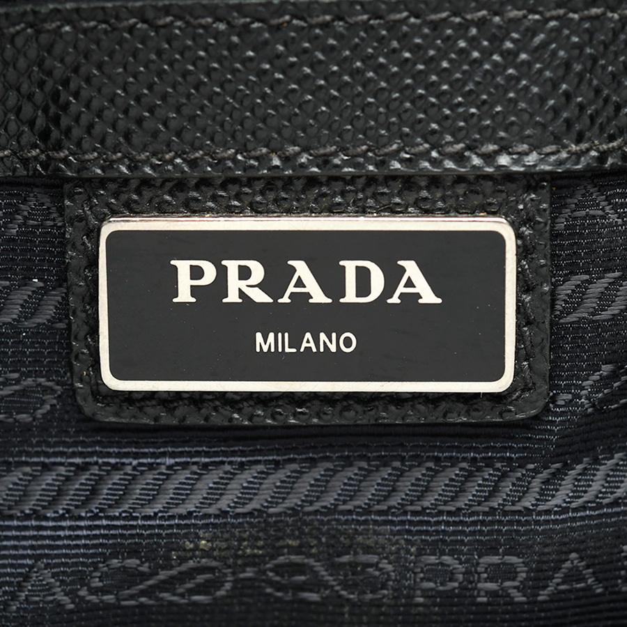 プラダ PRADA トートバッグ ハンドバッグ ビジネスバッグ 通勤 ブラック 黒 サフィアーノレザー ロゴ メンズ 中古_画像8