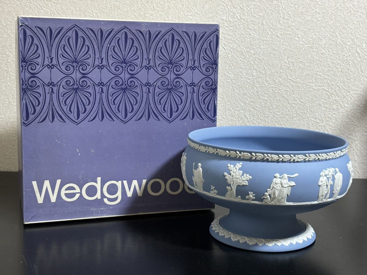 WEDGWOOD ウェッジウッド ペールブルー コンポート 脚付ボウル ラウンドボウル 高台鉢 の画像1