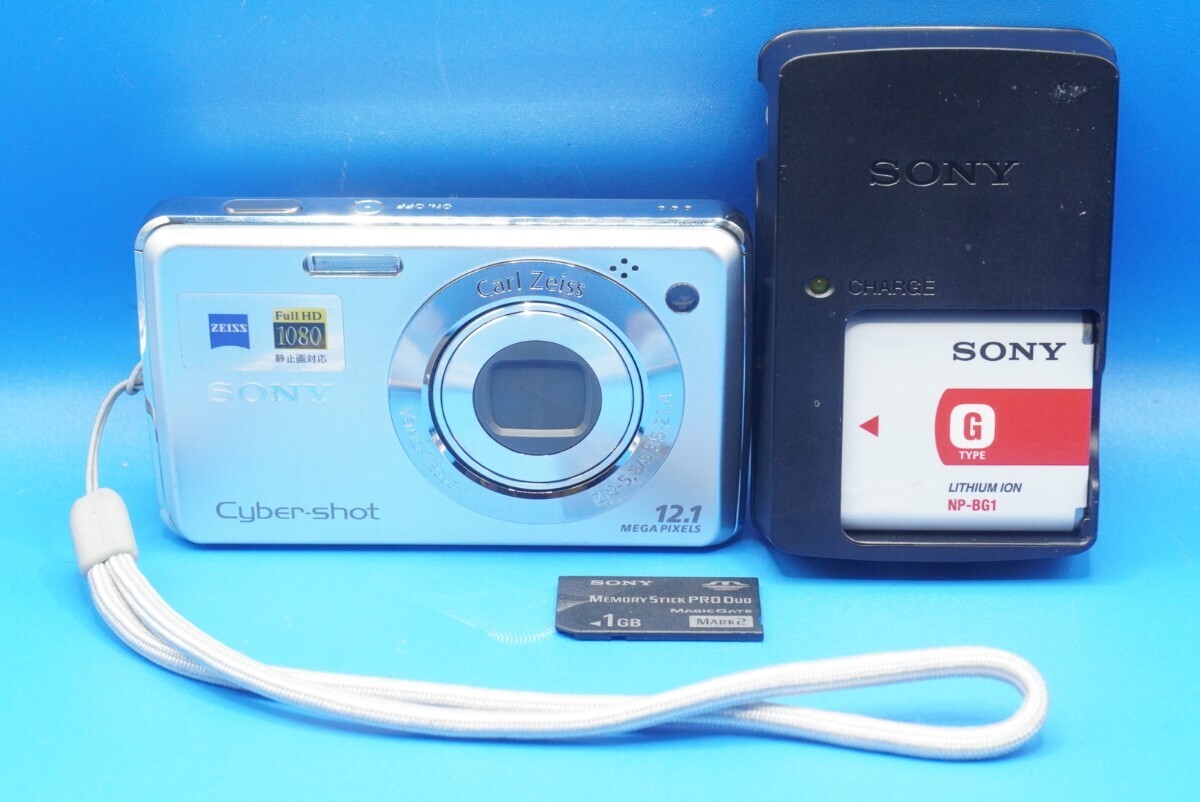 ソニー デジタルカメラ サイバーショット DSC-W220(SONY Cyber-shot DSC-W220)動作確認済 バッテリー,充電器,メモリーカード付属の画像1