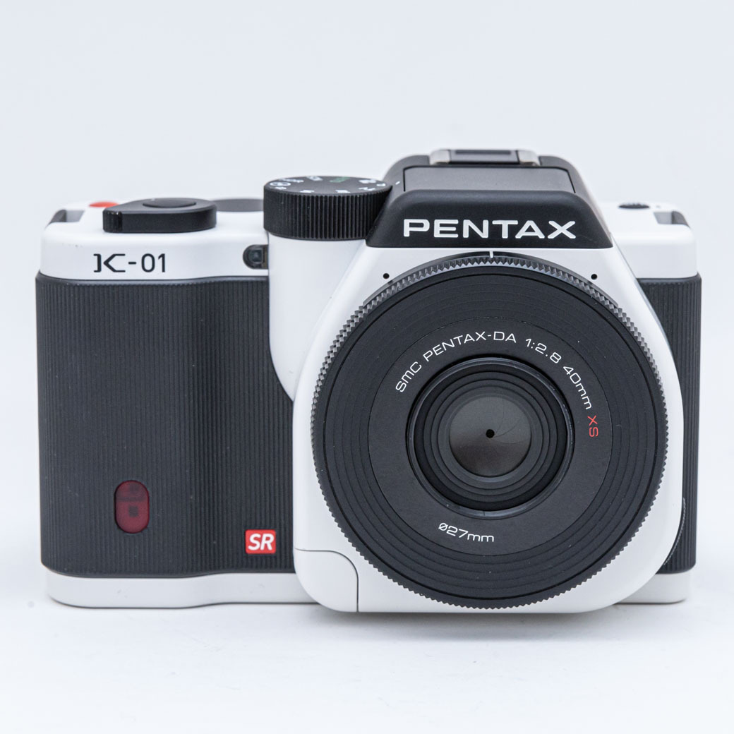 PENTAX K-01, DA 40mm F2.8 XS [ control number 007696]