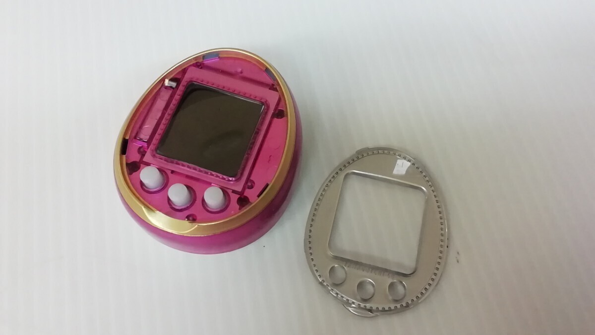 当時物　たまごっち　4U　ピンク　BANDAI バンダイ　知育玩具　携帯ゲーム　レトロ　TAMAGOTCHI　バーチャルペット　 動作未確認　ジャンク