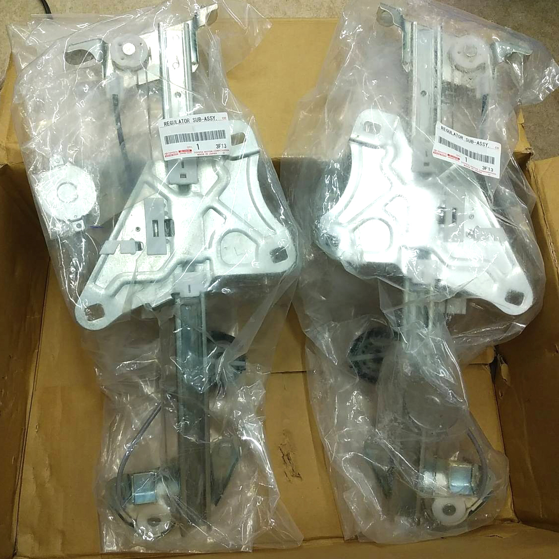 新品 トヨタ純正 スープラ ウィンドウレギュレータ レギュレター レギュレーター 左右 JZA80 MKIV MK4 Supra Window Regulator RH LH JDM_画像1