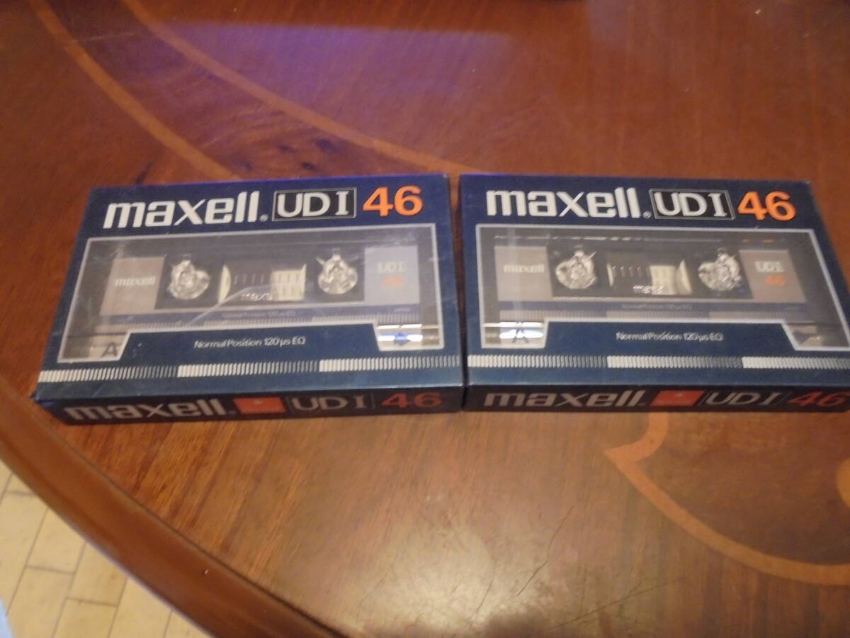 マクセル カセットテープ UDI４６  ２本（未使用品）の画像1