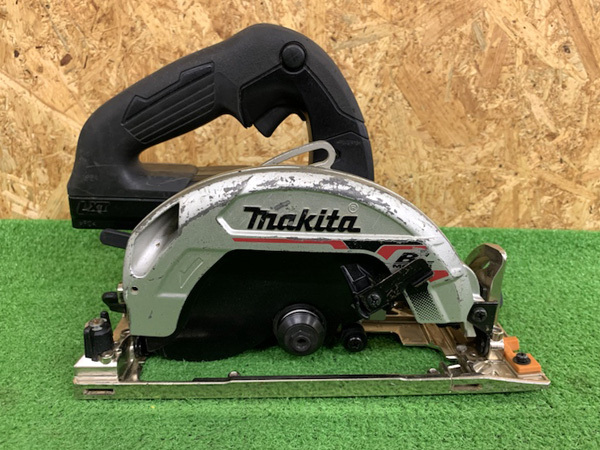 【現状品】マキタ/makita　165mm充電式マルノコ(丸のこ)　HS631DZB(黒)　ベース破損あり　h059_画像3