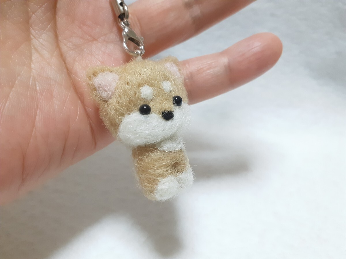 羊毛フェルト ハンドメイド 仔犬 柴犬　豆柴ちゃん ストラップ 