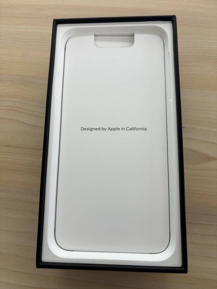 【美品】iPhone11 ProMax 256GB ミッドナイトグリーンの画像4