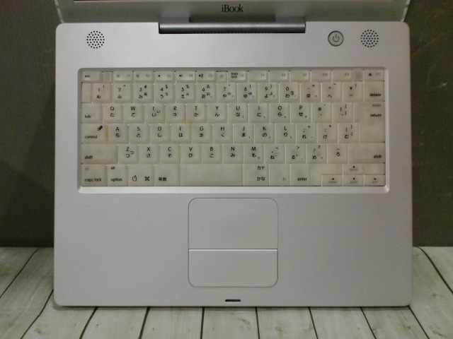 【OS9単独起動可】Apple iBook G3 M7701J/A M8413 G3-600MHz/640MB/20GB_画像6