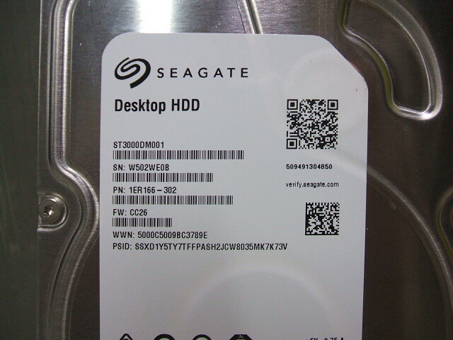 【3.5インチHDD / 3TB】SEAGATE Desktop HDD ST3000DM001 SATA 34回/68H_画像2