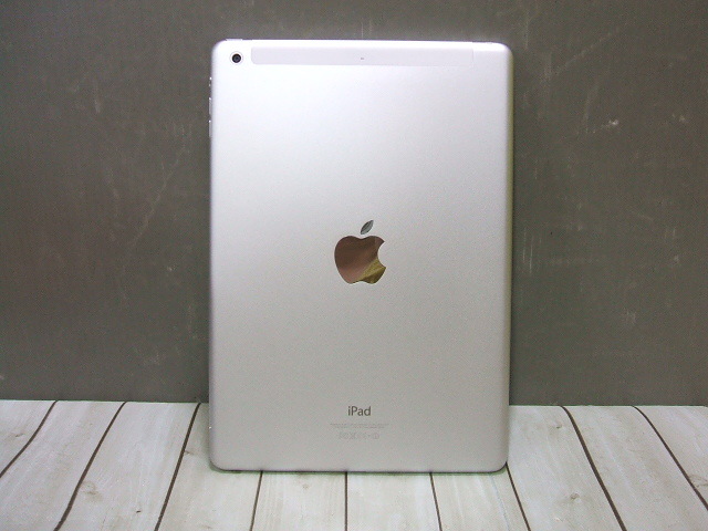 【タブレット】Apple iPad Air 16GB MD794JA/A Wi-Fi+Cellular_画像2