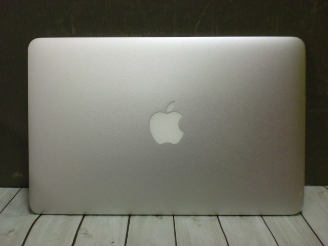 【Apple MacBook Air Late2010】MC506J/A A1370 Core2Duo 1.4GHz/2GB/SSD 128GB ACアダプタ/リカバリ付の画像3
