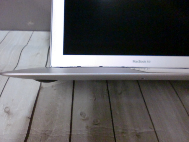 【Apple MacBook Air Late2010】MC506J/A A1370 Core2Duo 1.4GHz/2GB/SSD 128GB ACアダプタ/リカバリ付の画像8