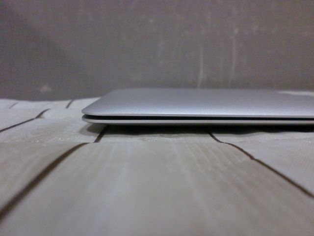 【Apple MacBook Air Late2010】MC506J/A A1370 Core2Duo 1.4GHz/2GB/SSD 128GB ACアダプタ/リカバリ付の画像7