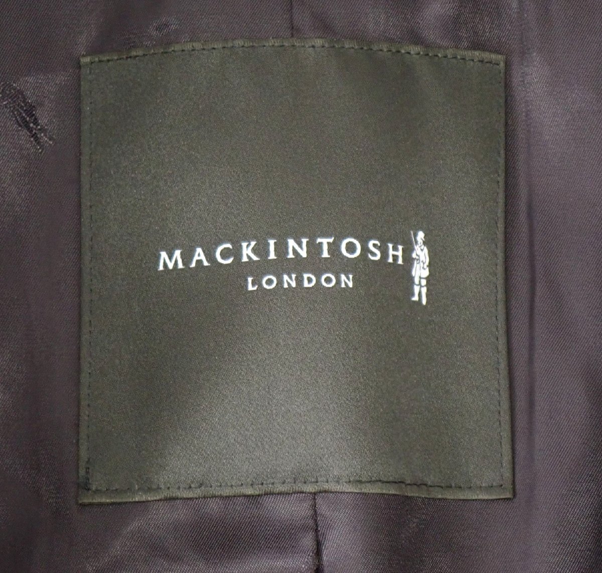 定価9万円ほど 極美品 マッキントッシュ ロンドン LONDON メンズ カシミヤ混 ネイビー ビーバー 42 コート ジャケット チェスター 795_画像3