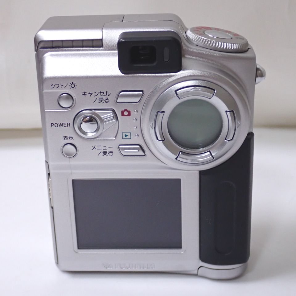 ★FUJIFILM/富士フイルム FinePix 4700Z コンパクトデジタルカメラ/240万画素/コンデジ/付属品あり&1973800007の画像3