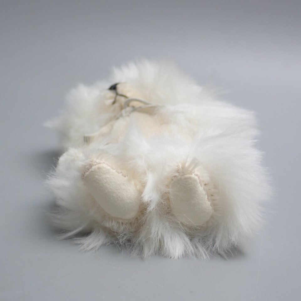 * unused PRADA/ Prada Bear charm fur equipment ornament / ivory × eggshell white /../ key holder / clothes equipment small articles &1201700434