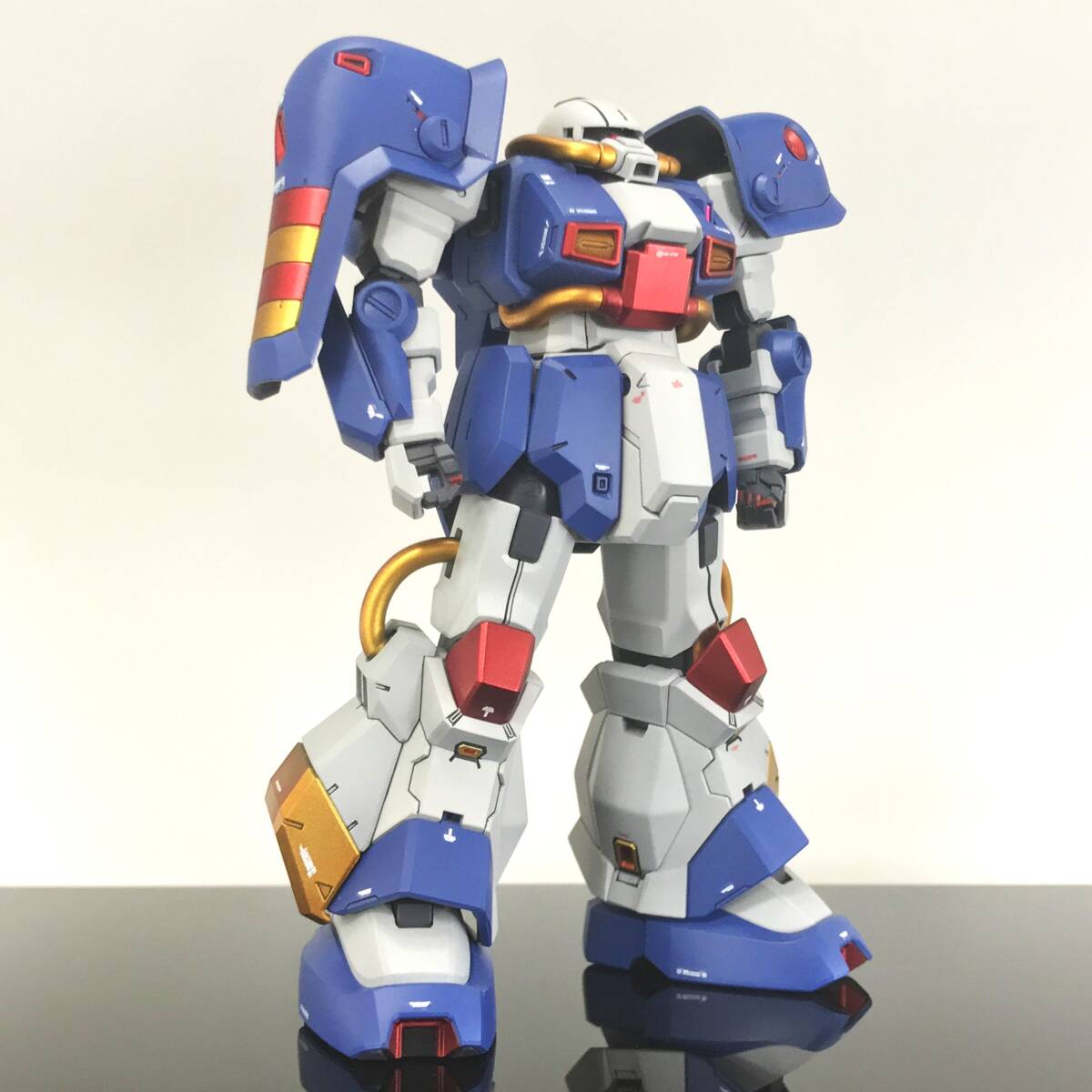 ＨＧ 1/144 ホビー・ハイザック（Ａ.Ｏ.Ｚ ＲＥ―ＢＯＯＴ版） 塗装済 完成品_画像2