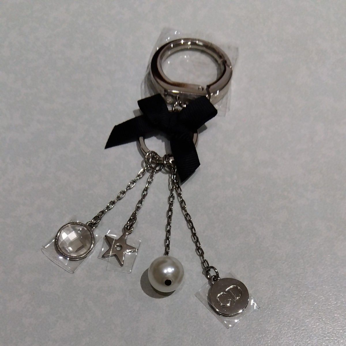 未使用 クリスチャンディオール Christian Dior キーホルダー 未使用 クリスチャンディオール Christian Dior キーホルダー