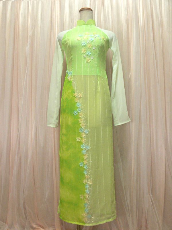 4-68☆Miss Aodai*小さめサイズ*パステル系グリーンシルクシフォン*アオザイ*パーティ＆フォーマルドレス/W31.B38☆の画像1