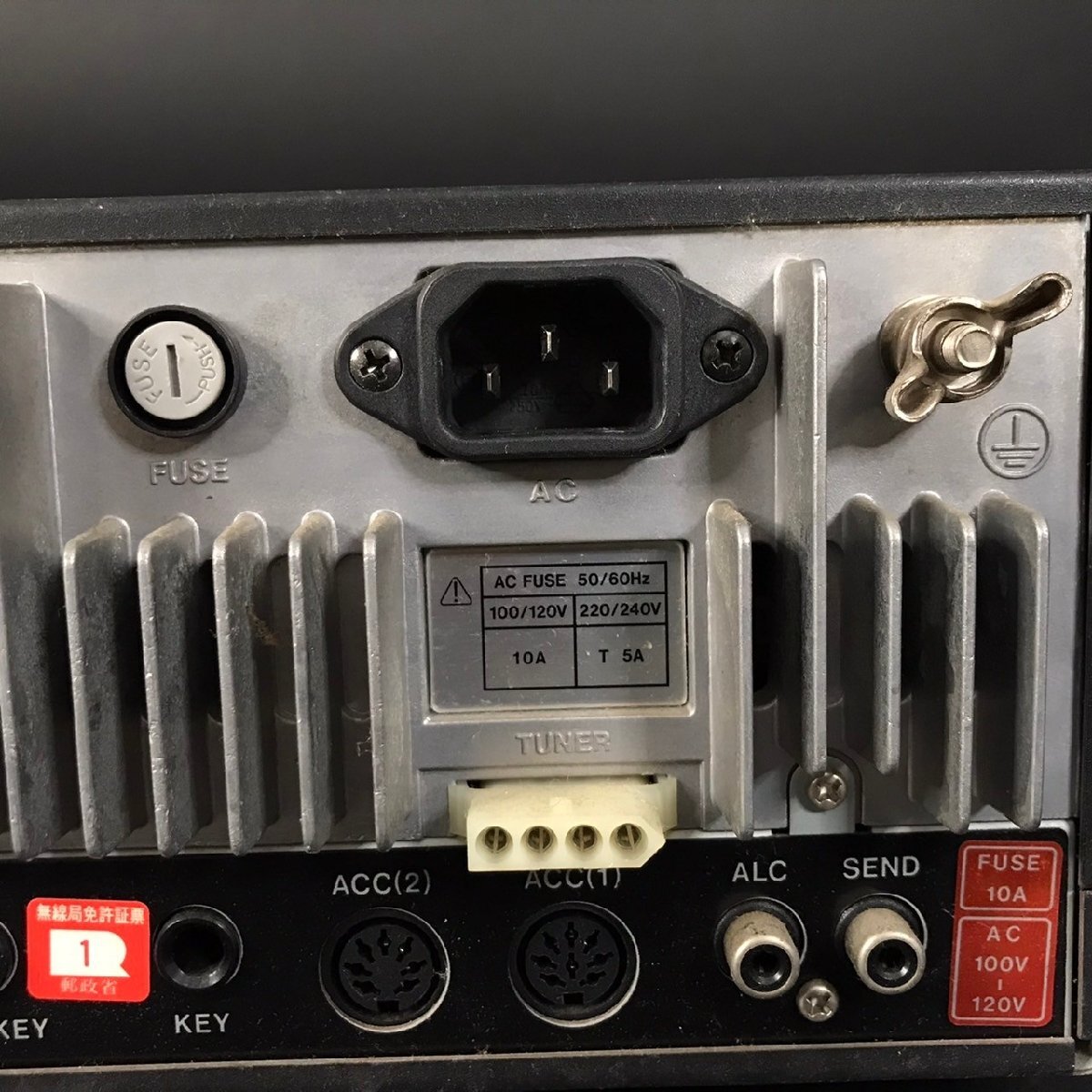 ER0315-51-7 現状品 ICOM HF/50MHｚ TRANSCEIVER IC-736 とれない汚れ有 アイコム トランシーバー アマチュア無線 120サイズ の画像8