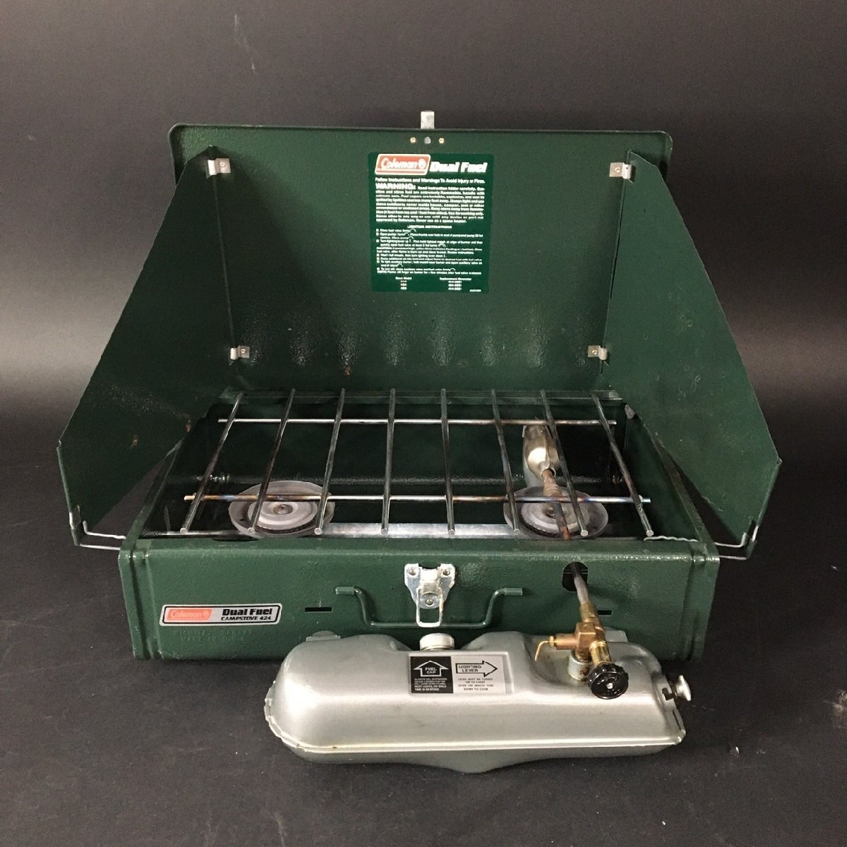 ER0325-4-3 現状品 COLEMAN Dual Fuel compact stove ツーバーナー 424-700 コールマン コンロ キズスレ有 15×45.5×30㎝ 120サイズ_画像2