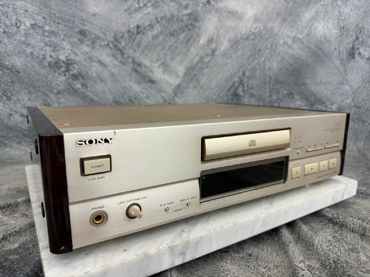 □t2200 中古★SONY  ソニー CDP-777ESJ CDプレイヤーの画像1