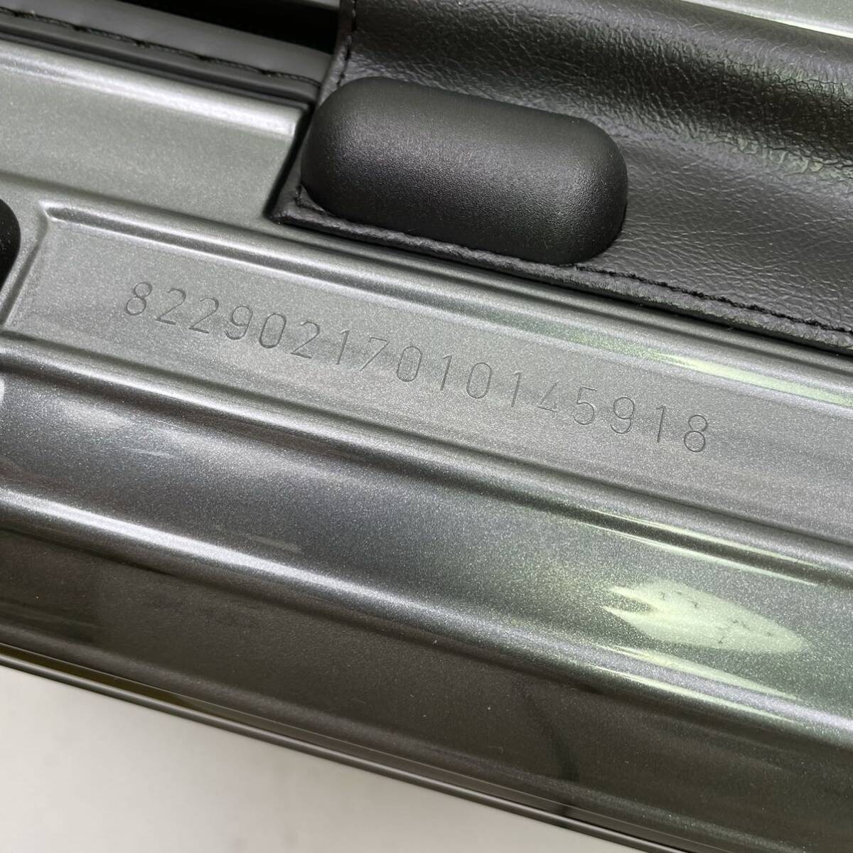 新品 RIMOWA リモワ PORSCHE ポルシェ スーツケース キャリーケース 32L トランクケース 822.90 217010145918 4輪 D21-35_画像8