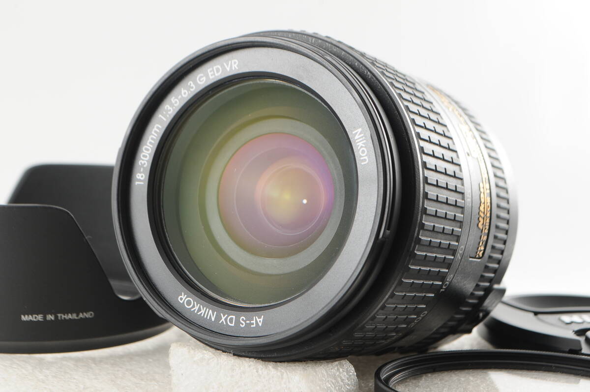 ★超美品★ Nikon ニコン AF-S DX Nikkor 18-300mm F3.5-5.6 G ED VR 付属品満載★清潔感溢れる綺麗な外観! カビ・クモリなし! 完動品!の画像1