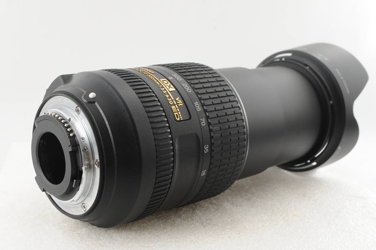 ★超美品★ Nikon ニコン AF-S DX Nikkor 18-300mm F3.5-5.6 G ED VR 付属品満載★清潔感溢れる綺麗な外観! カビ・クモリなし! 完動品!の画像2