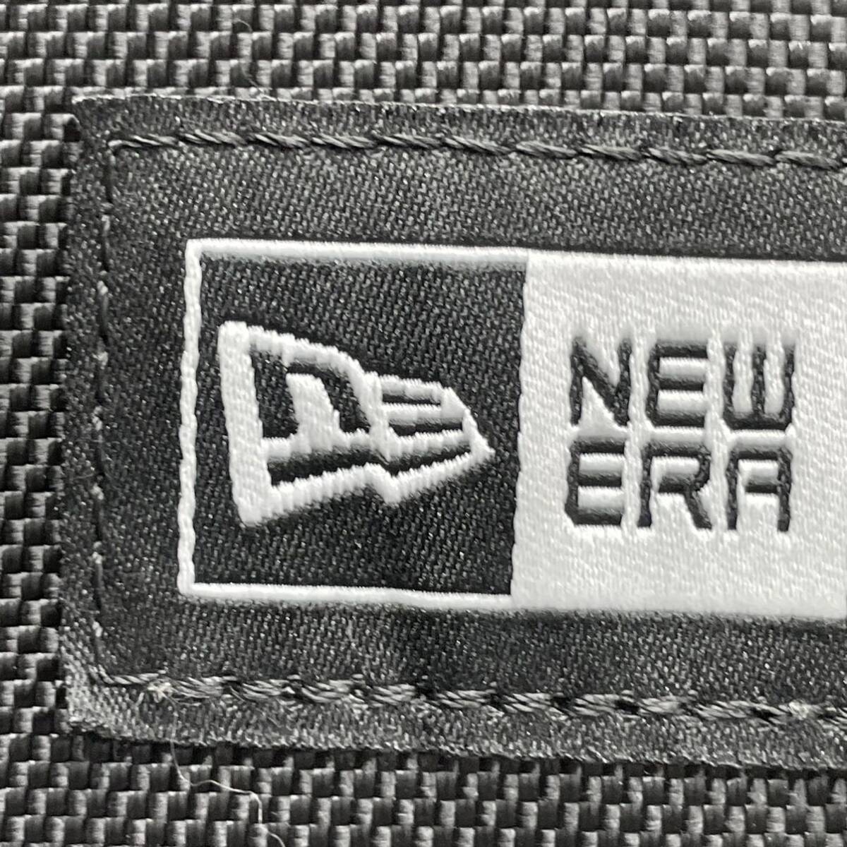 ★BN4033□NEW ERA ニューエラ ショルダーバッグ メッセンジャーバッグ 斜め掛け ブラック 状態良好の画像3