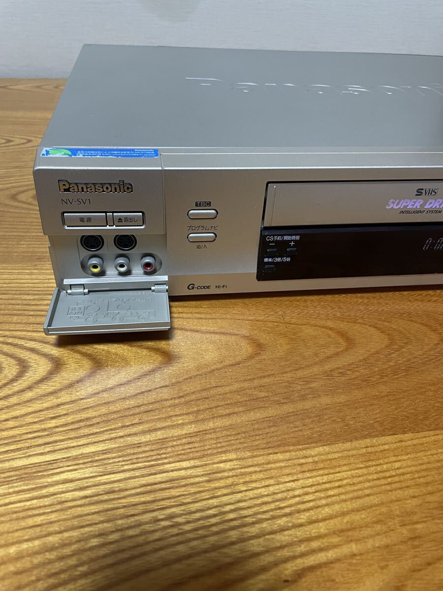 【パナソニック】Panasonic S-VHSビデオデッキ NV-SV1通電のみ確認 動作未確認 リモコンなし の画像3