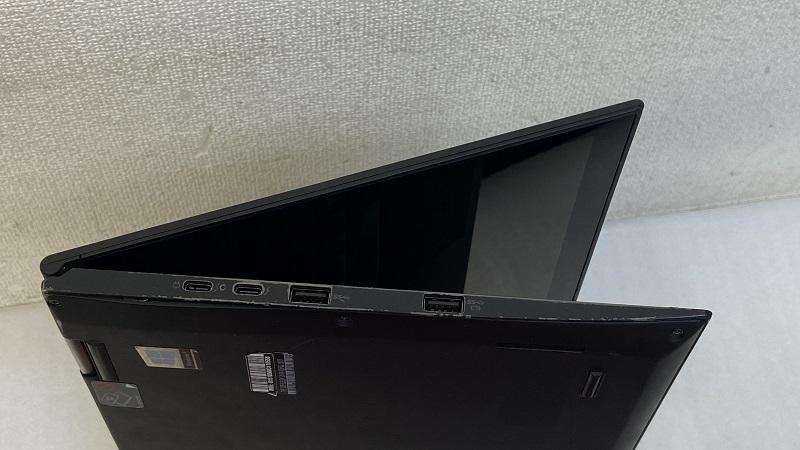 Lenovo ThinkPad X1 Yoga Core i5 vPro 7th generationの画像4