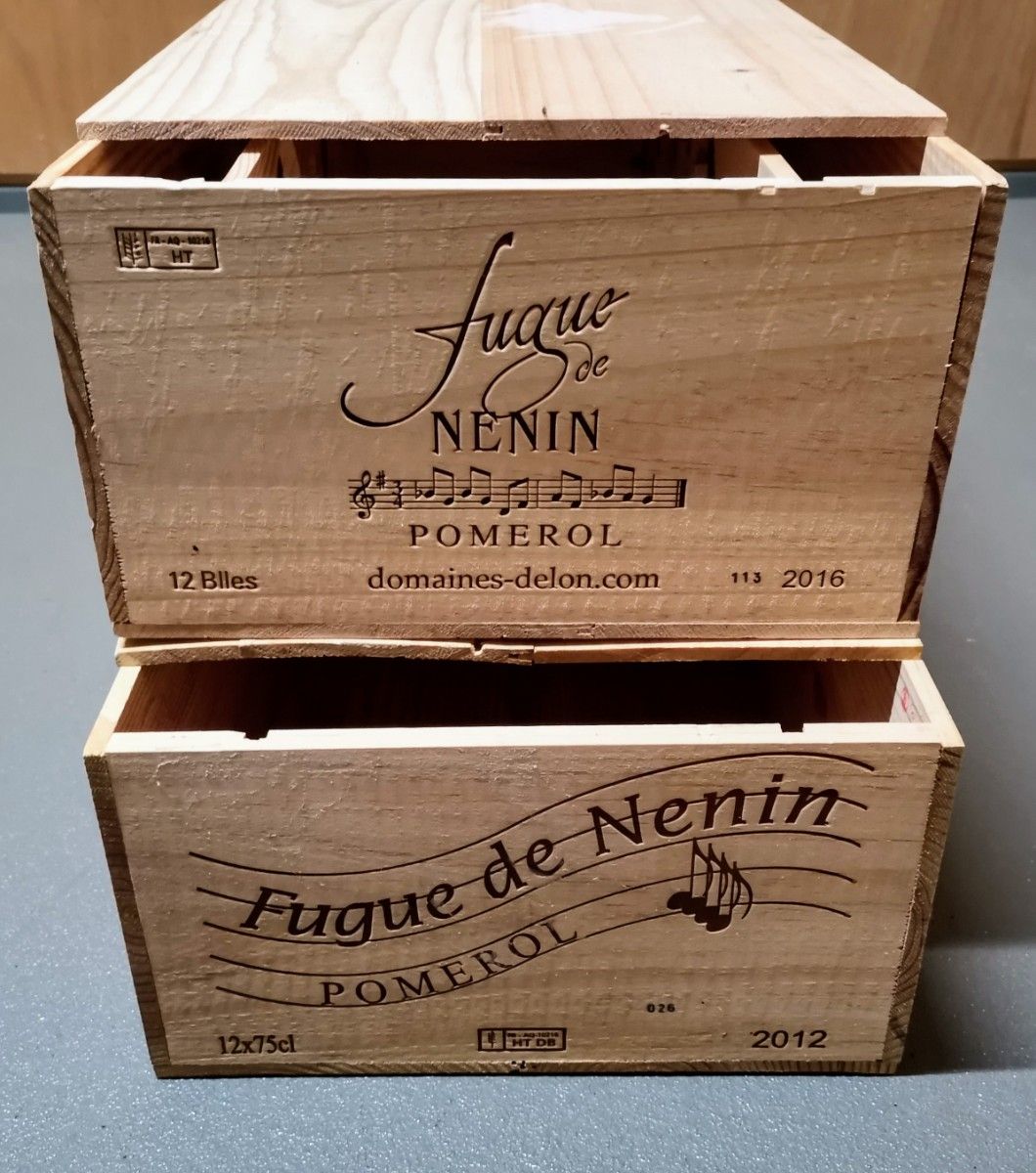 フランスボルドーワイン木箱２、2012'/2016’ フューグドネナン　♪音符のデザインが 特徴的なヴィテージウッドケース　レア品