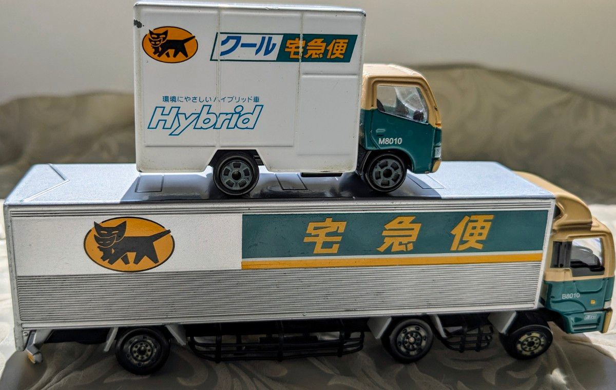 Amazon.co.jp: ヤマト運輸 クロネコヤマト宅急便 ミニカー 新型