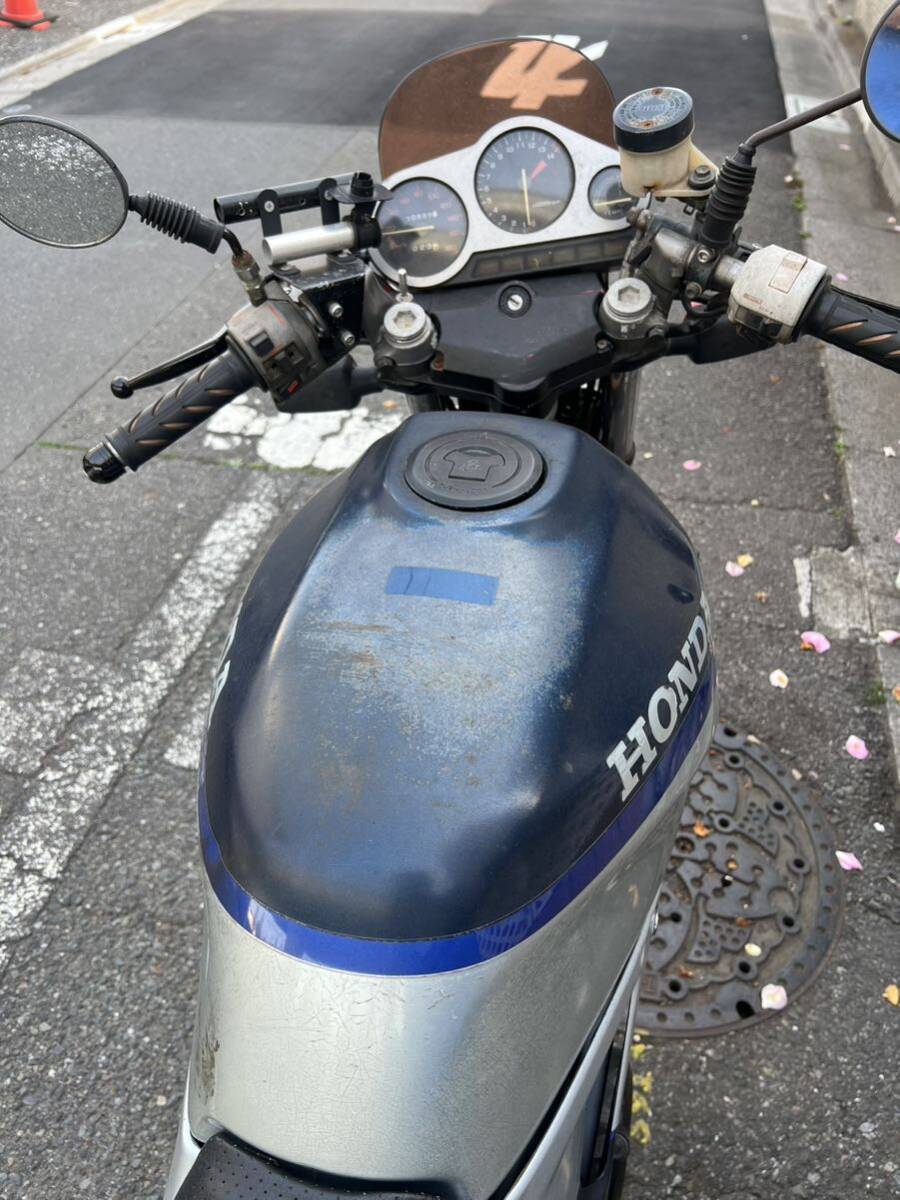 東京都板橋区より ホンダ VTZ250 書類有り 鍵一本 外装状態悪いです 少し手を加えれば走るかも？説明欄をお読み下さい 不動 陸送OKの画像5