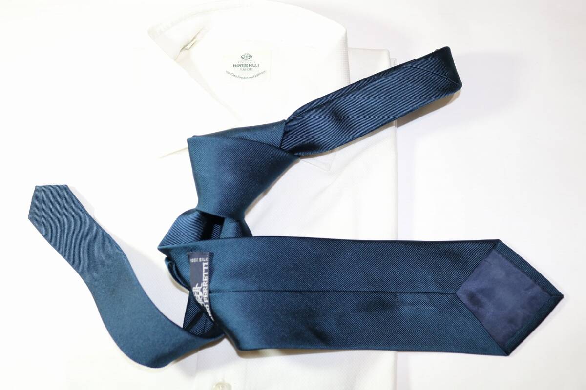 [ thousand /.]ls13466/ fabio Ferretti super . solid hand made necktie 