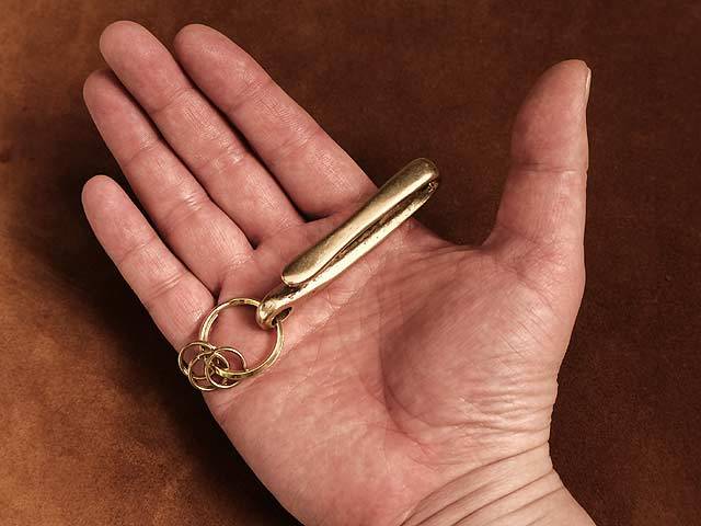 真鍮 ツリバリフック キーホルダー ゴールド (Lサイズ）つりばり かぎ針 キーリング ダブルリング ブラス 金色 キーチェーンの画像4