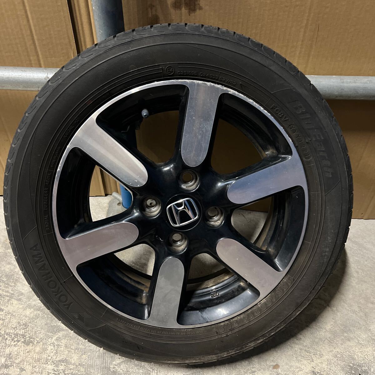 ホンダ n-one JG3 純正ホイール 14インチ 155/65R14 ヨコハマ ブルーアース 管理023の画像1