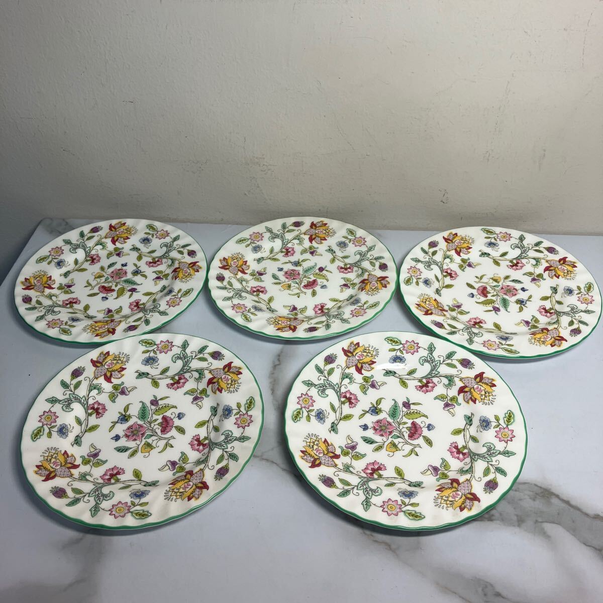 K2404-3154 MINTON HADDON HALL マグカップ＆ソーサー2客/マグカップ/ポット/スプーン/大皿/プレート/ケーキ皿 汚れあり 120サイズ梱包予定の画像9