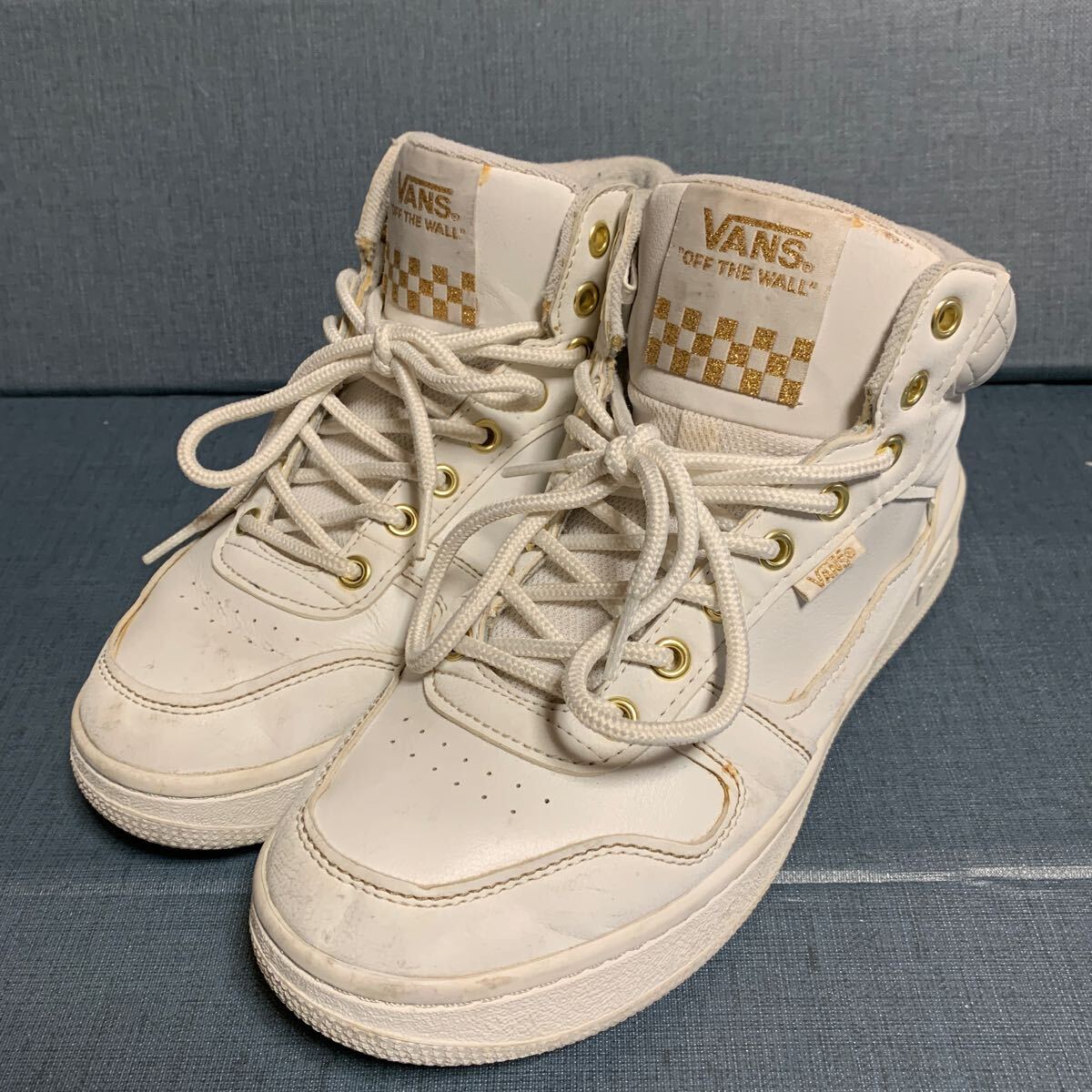 VANS ヴァンズ メンズハイカットスニーカー 26.5cmの画像1