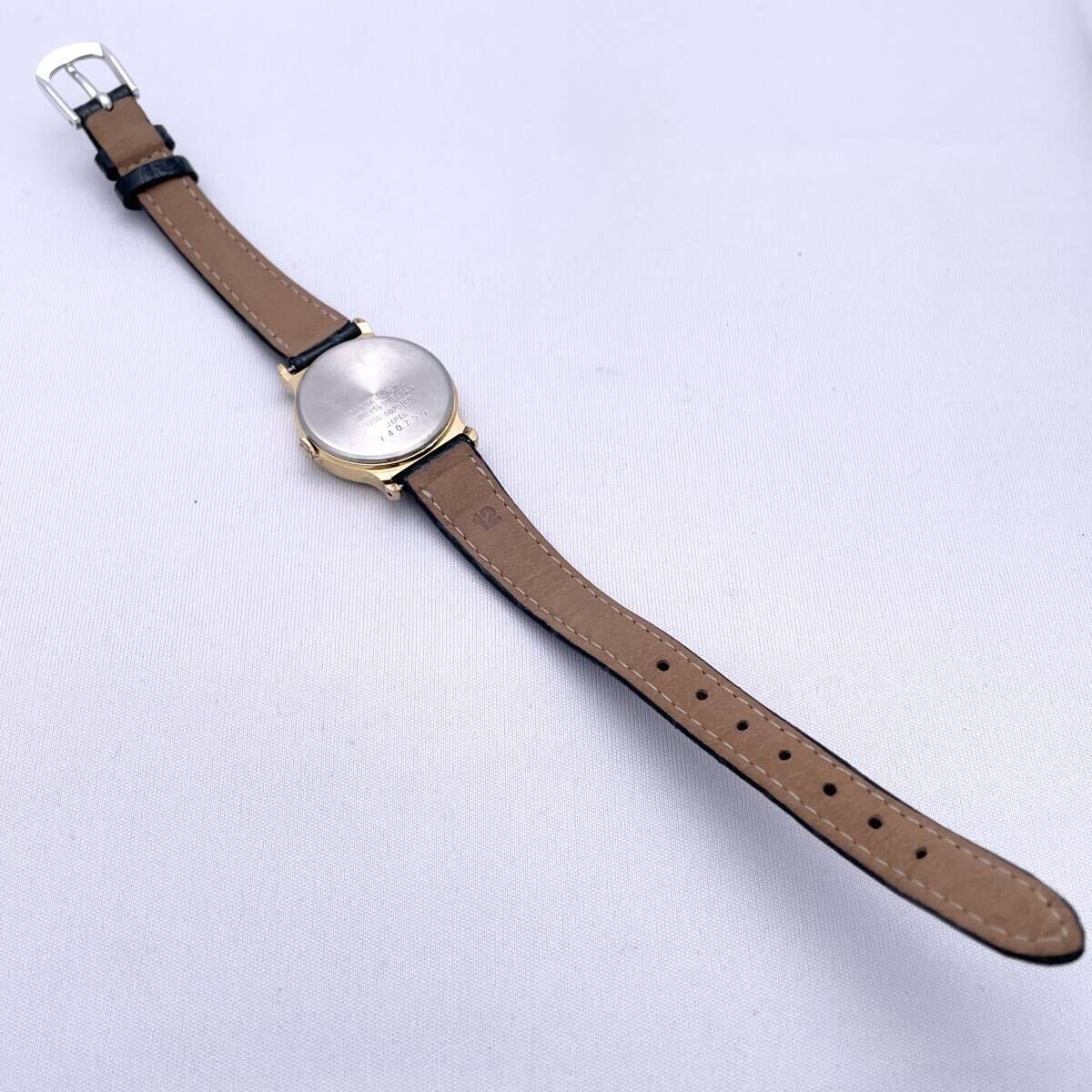 SEIKO セイコー ALBA アルバ V256-0020 腕時計 ウォッチ クォーツ quartz スモセコ ムーンフェイズ 金 ゴールド P286_画像7