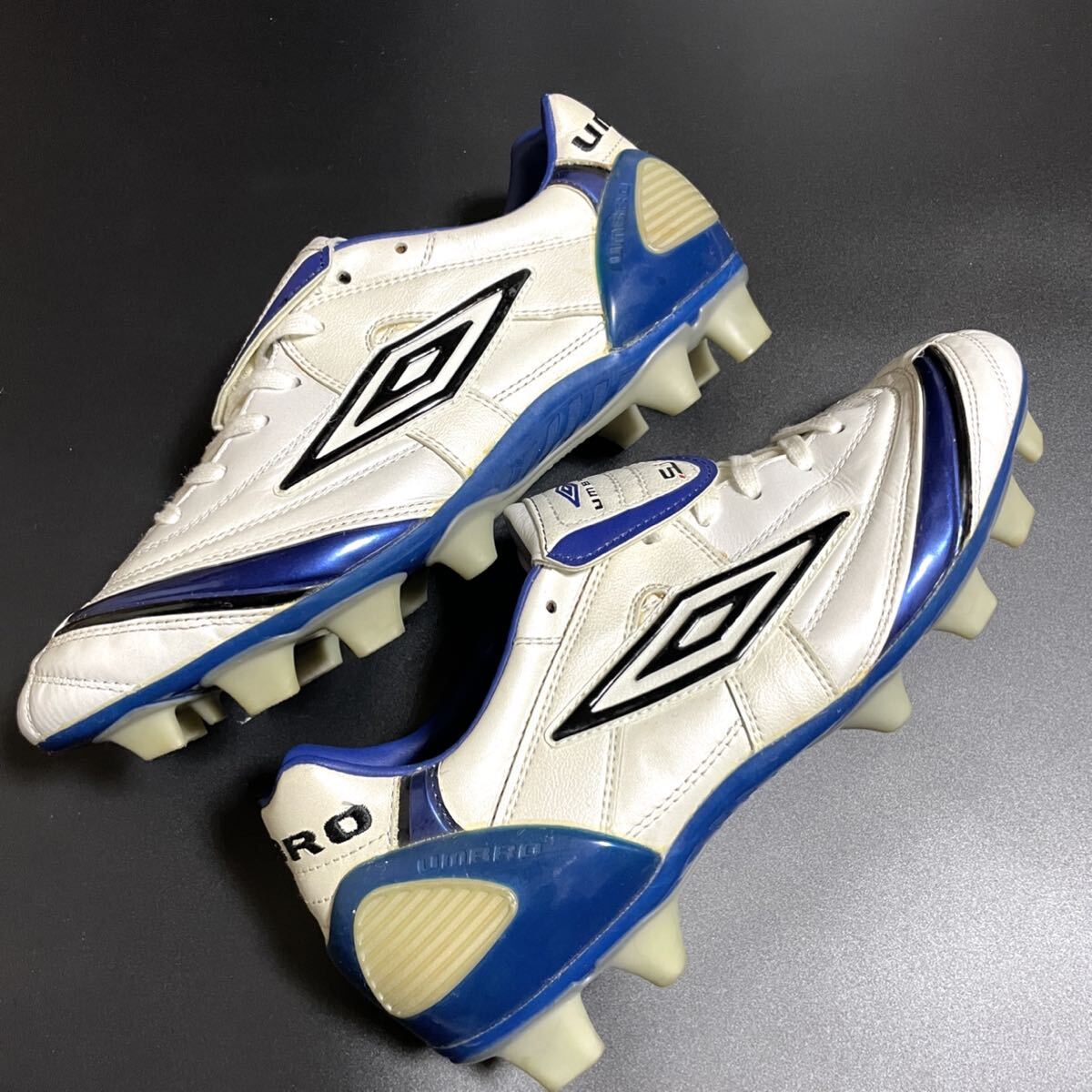 【未使用】umbro アンブロ 遠藤保仁選手 直筆サイン入りスパイク アクセレイター SJ2 ヤットスペシャル 26cm サッカー ガンバ大阪 シューズの画像4