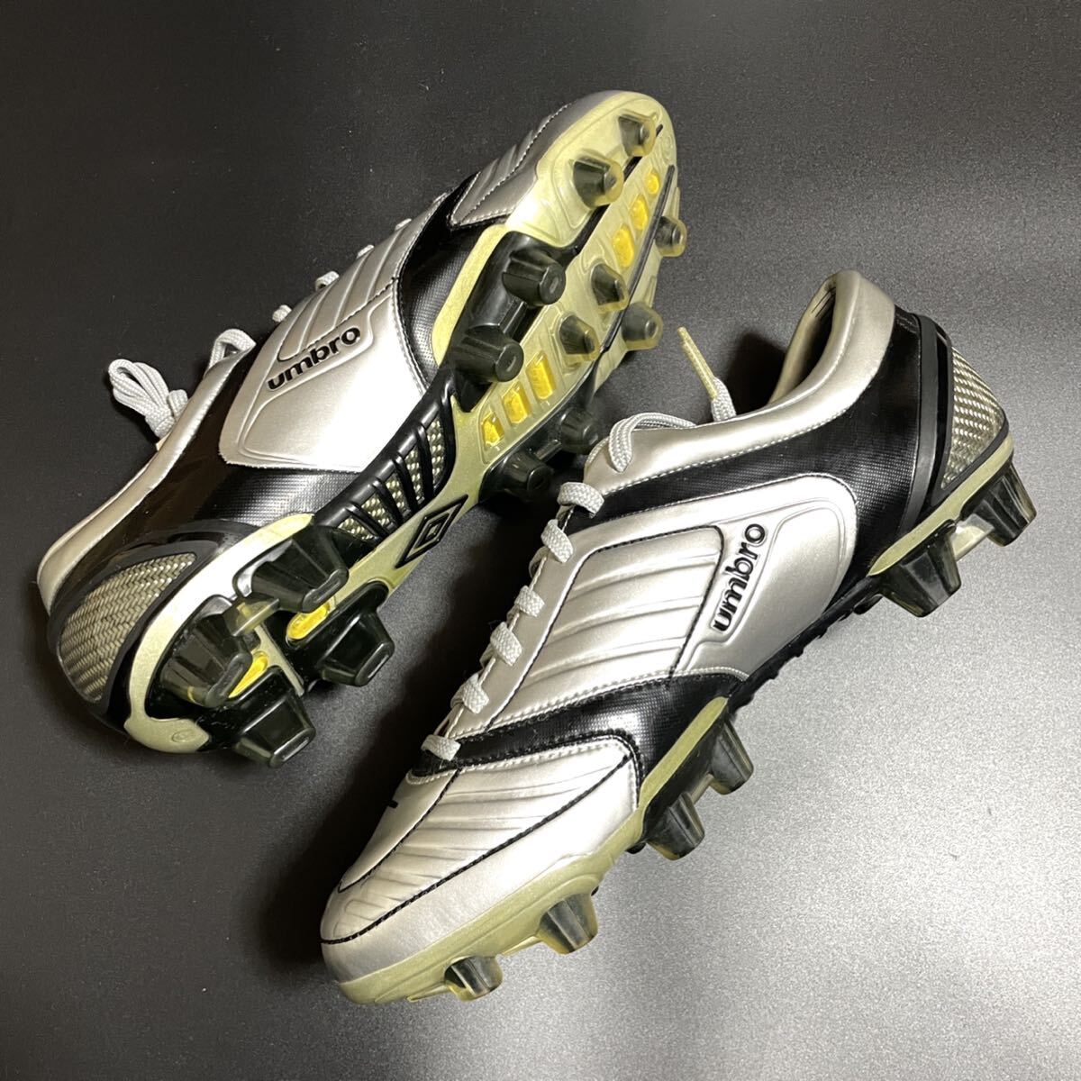 Yahoo!オークション - 【未使用】umbro アンブロ 遠藤保仁選手 Yahoo!オークション - 【未使用】umbro アンブロ 遠藤保仁選手