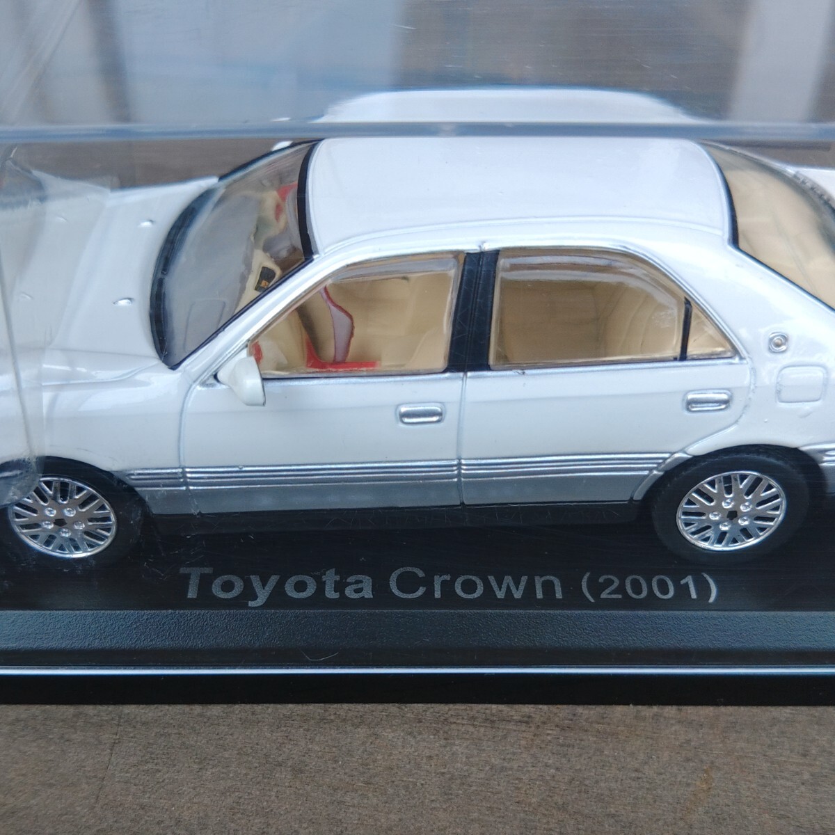 トヨタ クラウン Toyota Crown (2001) 1/43 - アシェット国産名車コレクション Hachette　ミニカーkaz_画像6