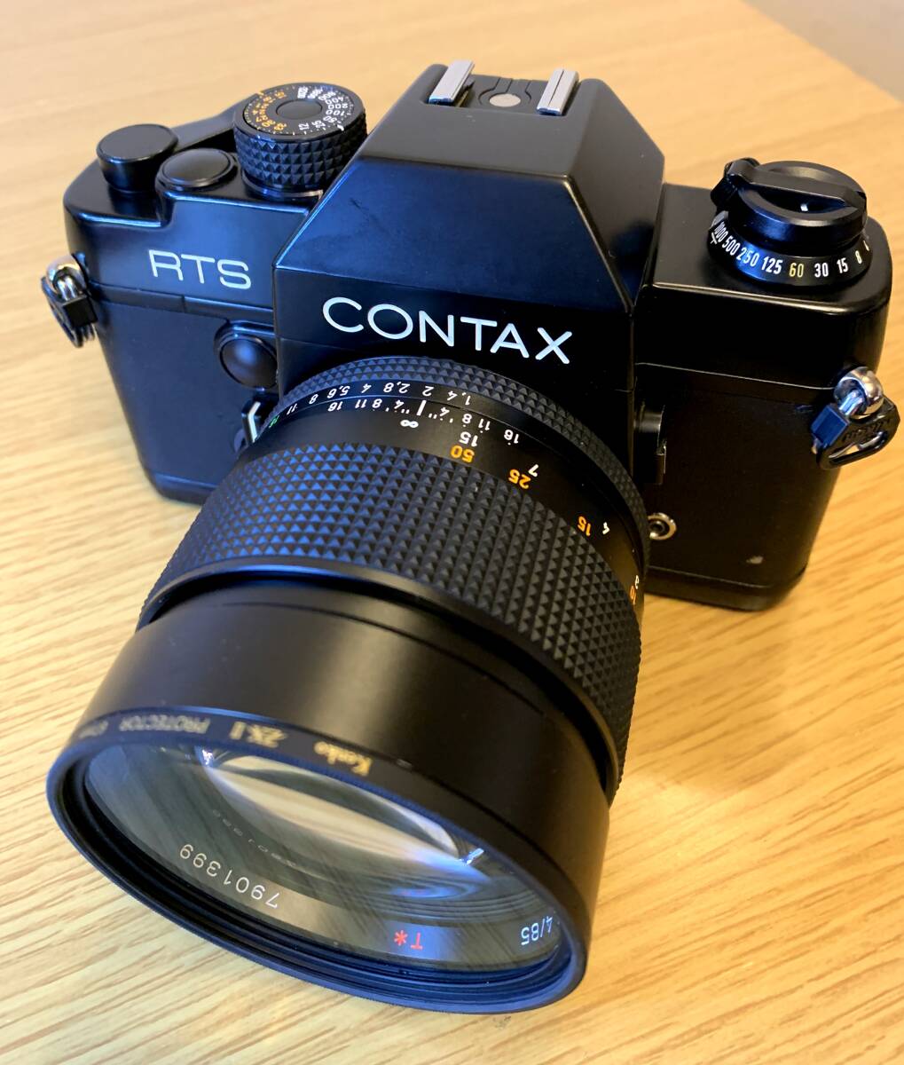 CONTAX RTS　Carl Zeiss Planar T* 85mm F1.4 (MM)　METAL HOOD 4 + 67/86 RING 【送料無料】コンタックス プラナー ヤシカ